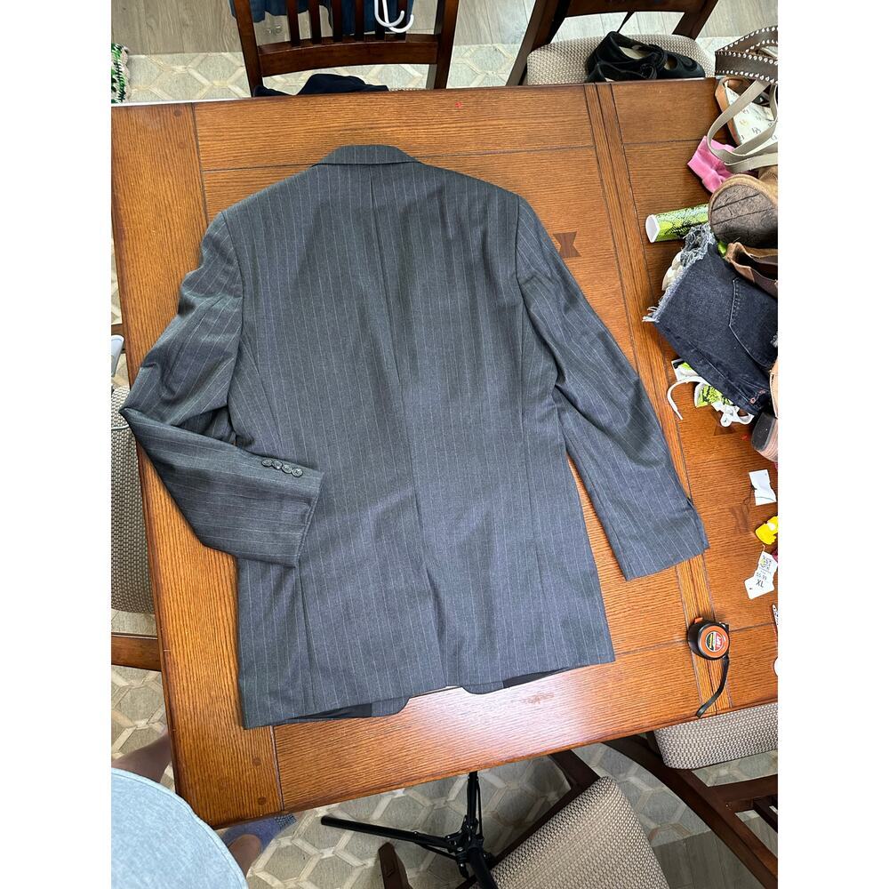 Lauren Ralph Lauren 100% Wool Gray Pinstripe 2 Button Blazer Academia Preppy 40L - Picture 9 of 13